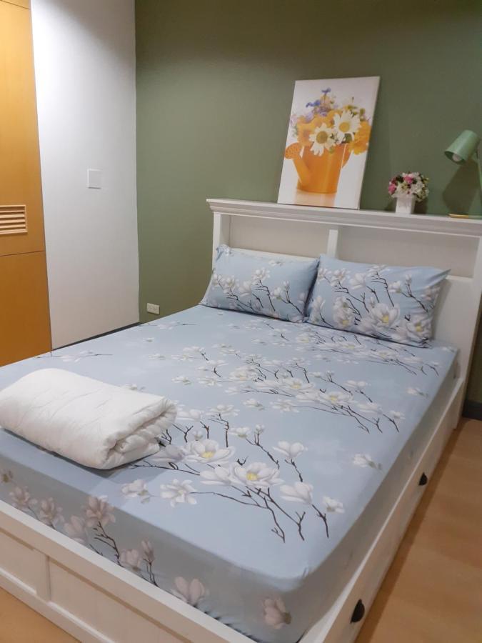 Baansu Hostel Bangkok Esterno foto