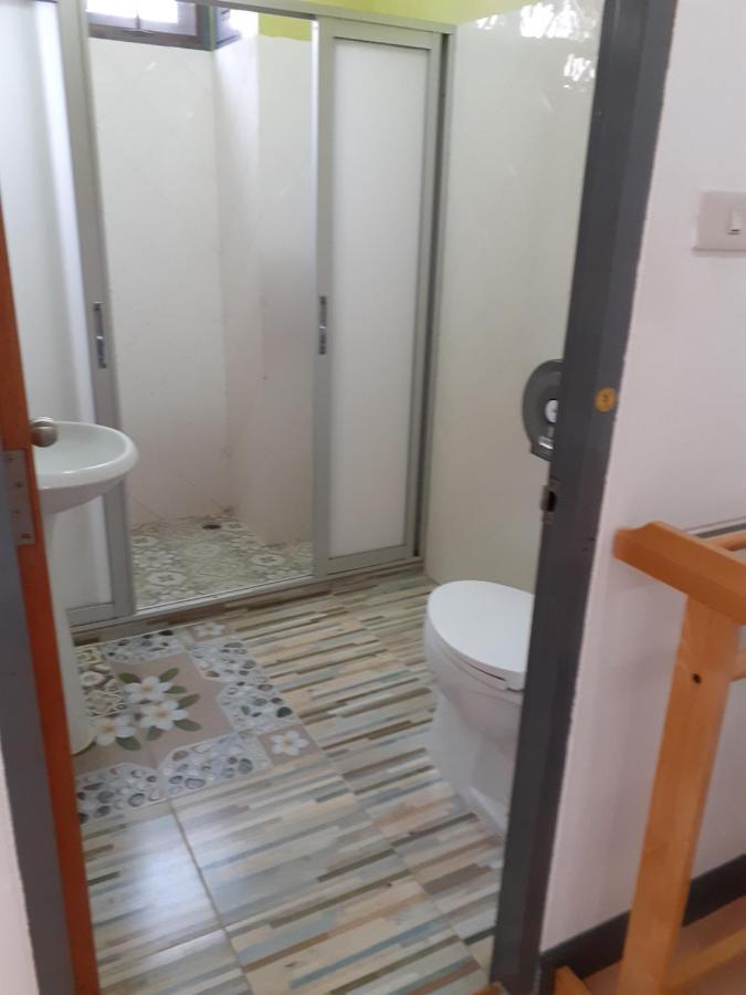 Baansu Hostel Bangkok Esterno foto